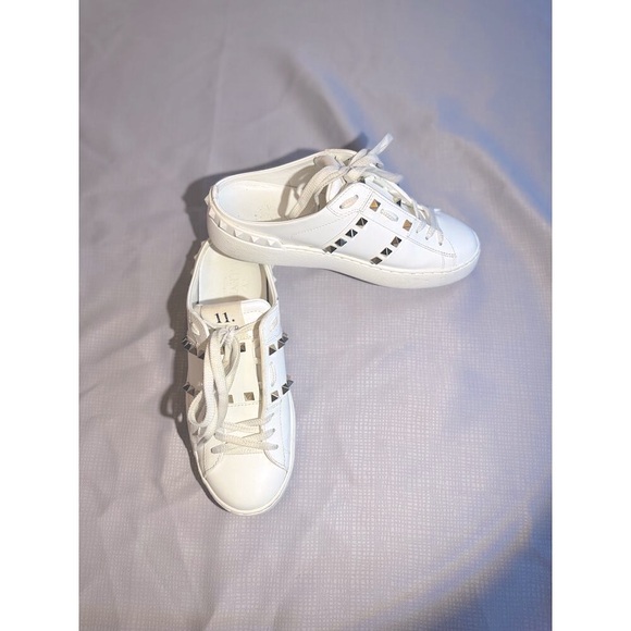 Valentino Garavani Untitled Rockstud Slide Sneakers White w/Gold Studs Sz 7-7.5 - Picture 3 of 14